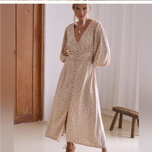 ELF Beige Pink V-neck Pearl Button Billow Sleeve Floral Dress Sz